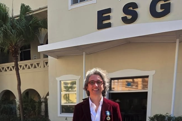 Professora Danielle Jacon Ayres Pinto (PPGRI/UFSC) recebe Medalha do Mérito Marechal Cordeiro de Farias